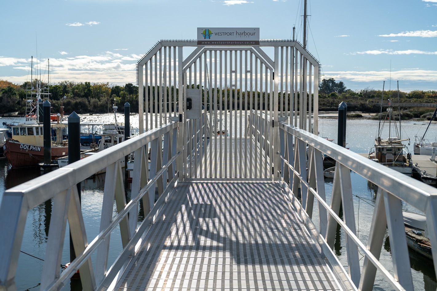 Wharf gate